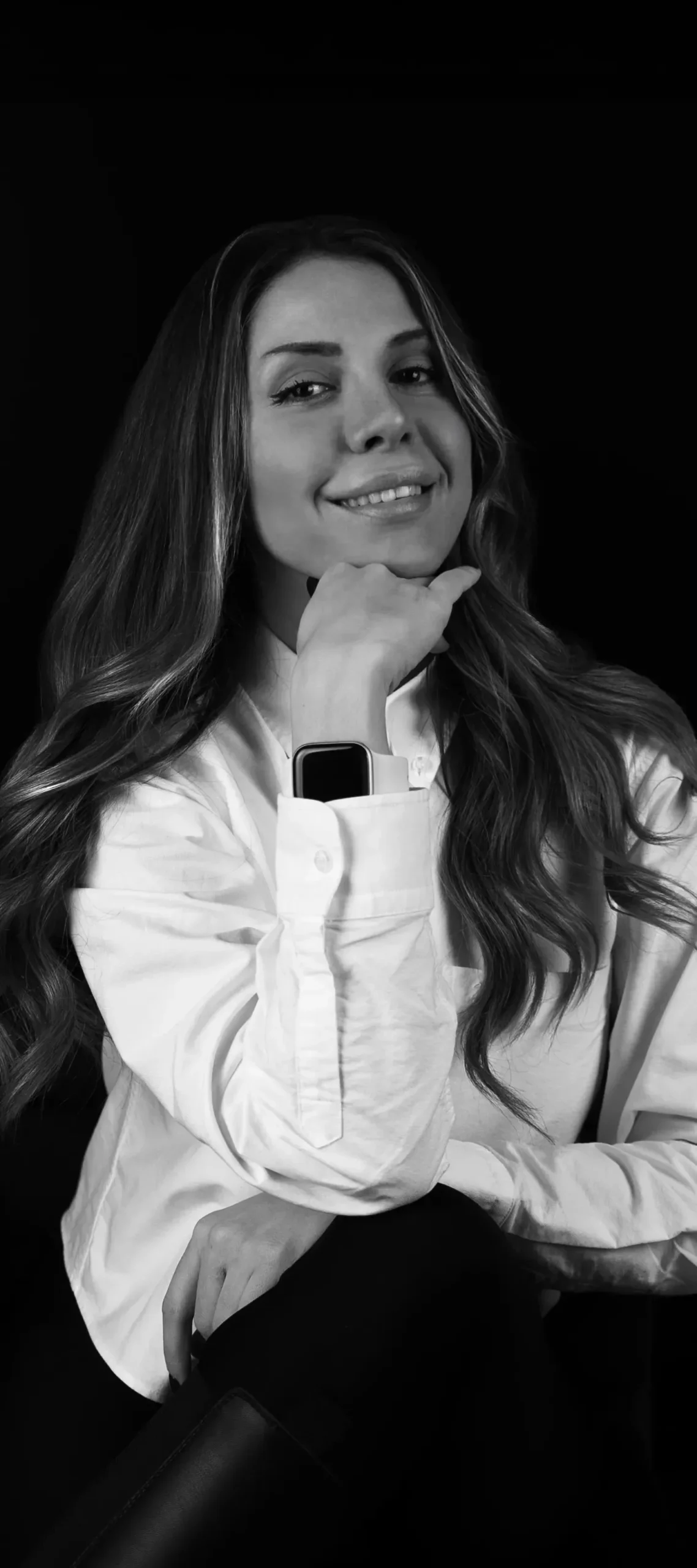Professional portrait of Darya Ozcan, the founder and lead dentist, dedicated to advanced aesthetic and restorative dentistry.